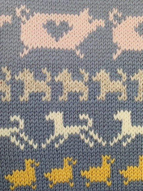 Insidesbild ur boken: Sticka nordiskt