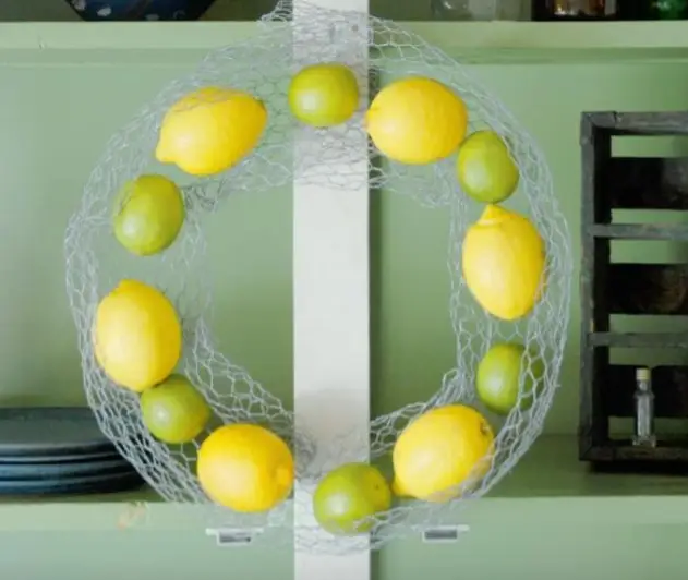 Insidesbild ur boken: Bind en krans