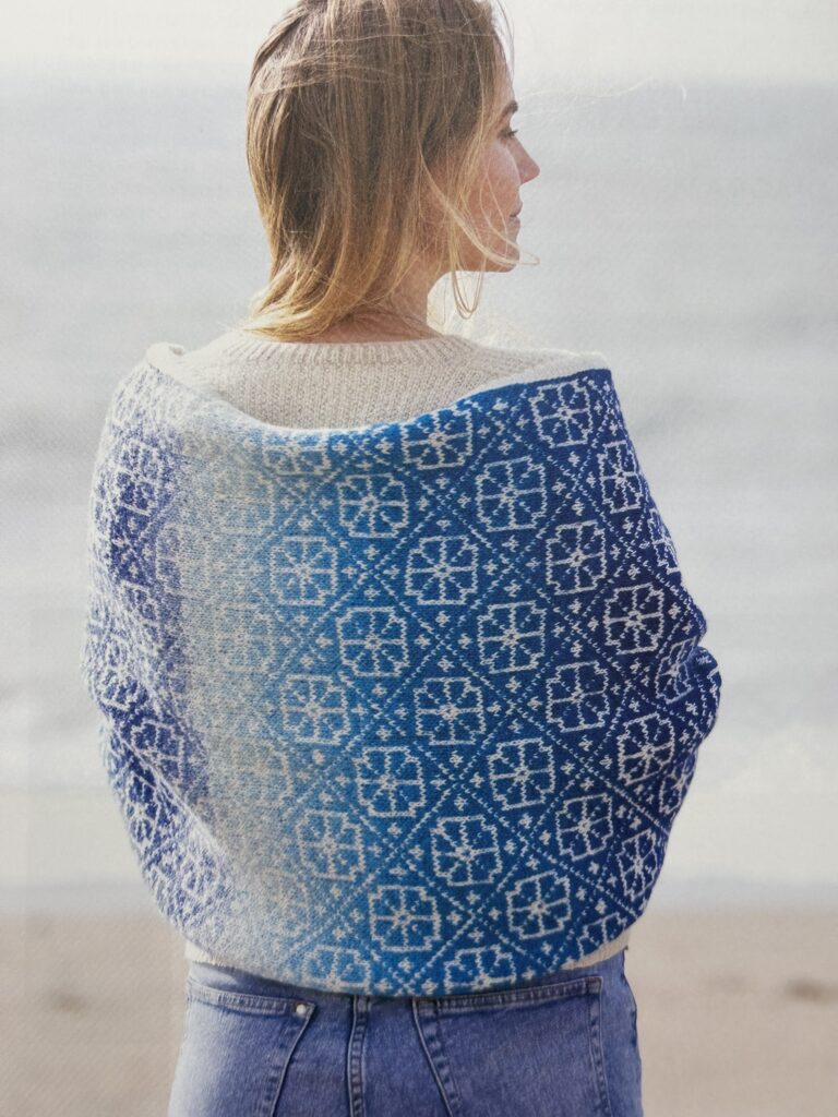 Insidesbild ur boken: Stickning från Lettland