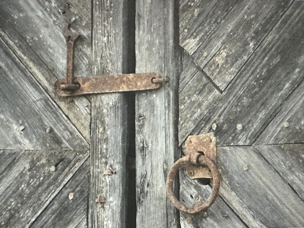 Insidesbild ur boken: Stora boken om byggnadsvård