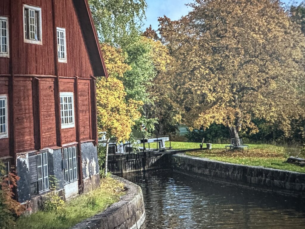 Insidesbild ur boken: Där eldarna dånade