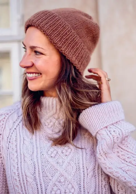 Insidesbild ur boken: Stickade favoritplagg